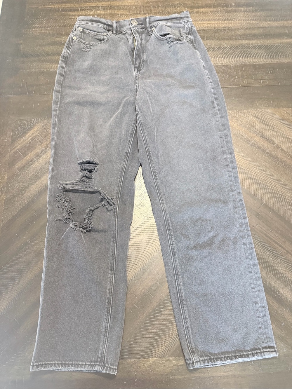 AMERICAN EAGLE Highest Rise Boyfriend Jeans Women's Size 8 Distressed Black